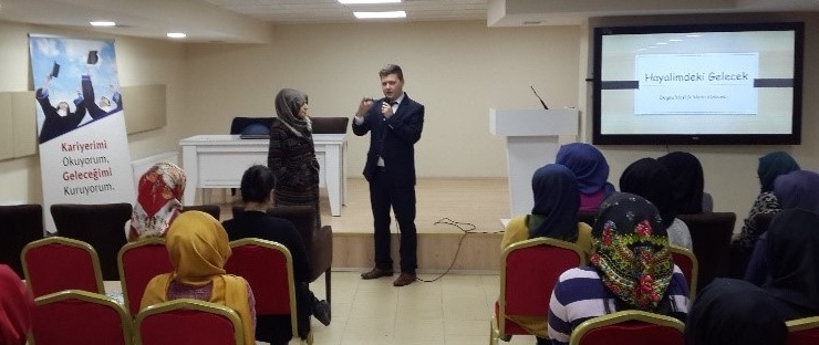 Küçükköy İmam Hatip Lisesi “Hayalimdeki Gelecek” Seminerleri