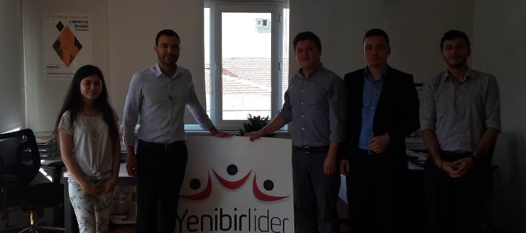 Yeni Bir Lider Derneği Toplantı