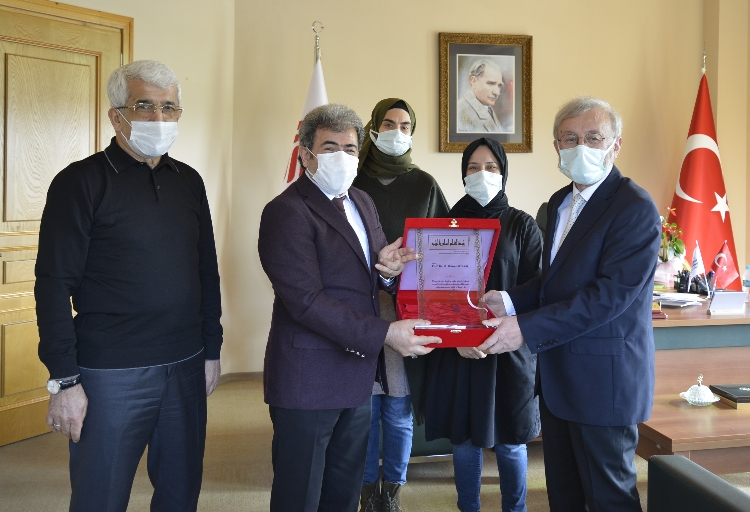 Prof. Dr. M. Hüsrev SUBAŞI'nın Dekanlık Görevi Teslimi
