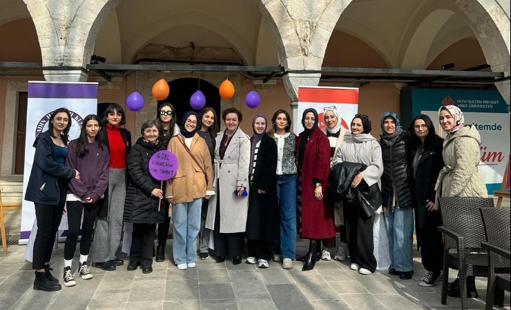 Evden Çalışmak Kimin İşine Yarar?