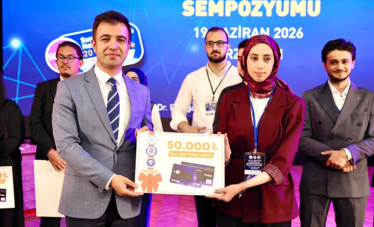 Öğrencilerimizin Bildirisi Ödüle Layık Görüldü